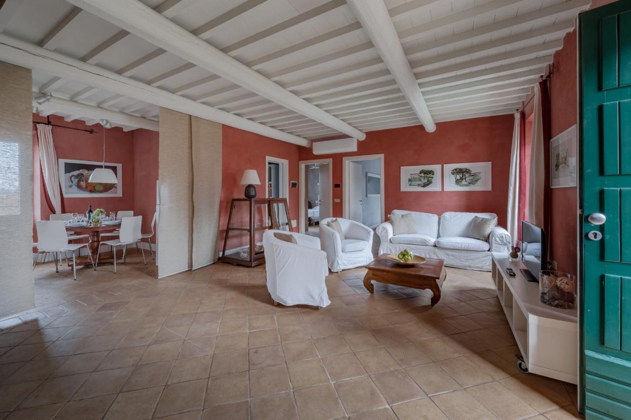 Le Versegge Resort Braccagni Εξωτερικό φωτογραφία