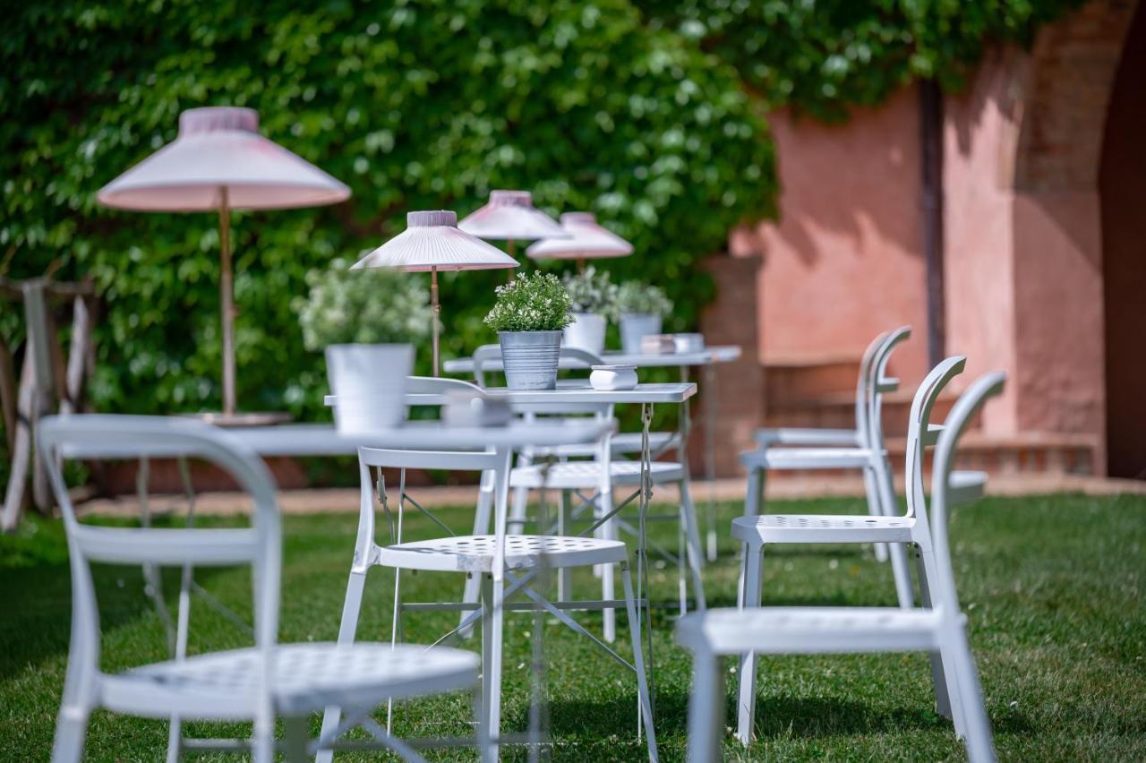 Le Versegge Resort Braccagni Εξωτερικό φωτογραφία