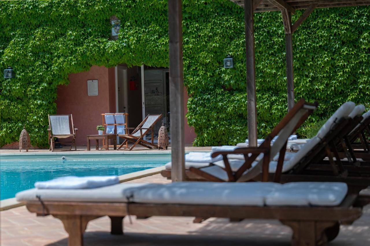 Le Versegge Resort Braccagni Εξωτερικό φωτογραφία